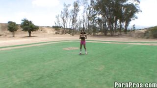 2011-09-05-16160-isis-loves-wrinkly-old-baseballs_950