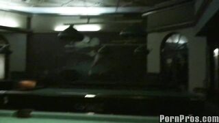 2011-07-23-27158-8-ball-corner-pussy_950