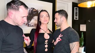 2024-03-12-angela-a-small-size-with-incredible-energy_720