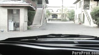 2010-11-27-1337-dirty-motel-fuck_950
