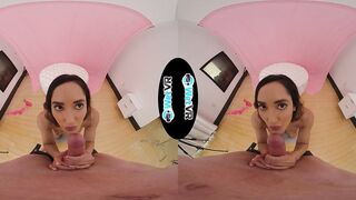 2024-04-19-26838-photoshoot-hook-up_720