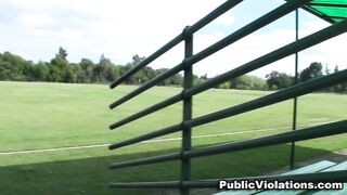 2011-03-08-27530-public-park-fornication_950