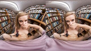 2021-03-26-29657-booksmart_720