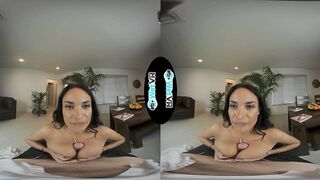 2020-08-14-21172-sexy-french-tutor_720