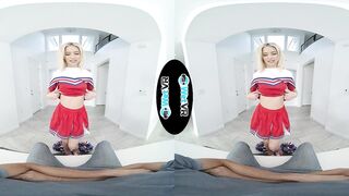 2021-12-17-29745-cheerleader-tryout_720