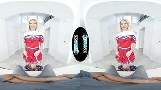 2021-12-17-29745-cheerleader-tryout_720