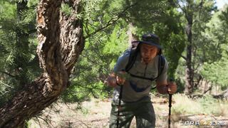 2025-08-15-11272781-helping-a-horny-hiker_720