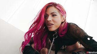 2025-08-18-11319371-locked-up_720