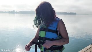 2024-09-22-emily-holds-up-her-end-of-the-escape-challenge