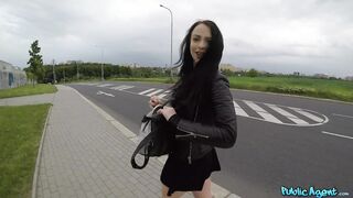 2017-07-07-4070031-british-babe-gets-creampied-outdoors_720