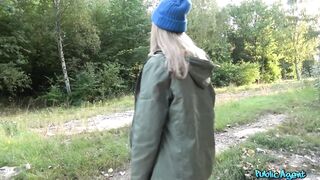 2017-10-13-4070591-lost-dog-leads-to-hot-outdoors-sex_720
