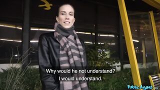 2017-12-04-4071351-night-time-outdoor-sex-at-the-station_720