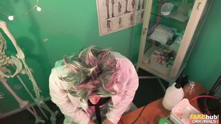 2017-12-30-4093641-fake-scientist-a-xxx-parody_720