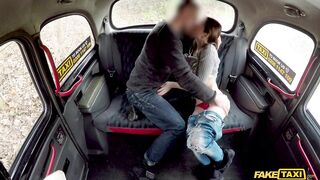 2018-01-14-4072821-hard-french-fucking-rocks-taxi-cab_720