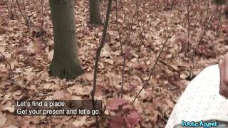 2018-01-23-4069461-the-big-fat-present-in-the-woods_720