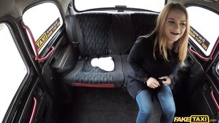 2018-01-24-4075231-czech-beauty-with-nice-shaved-pussy_720