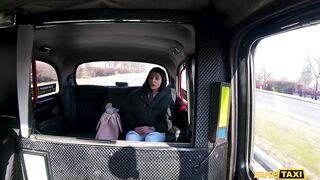 2018-04-11-4072331-her-hole-is-stretched-by-big-cock_720