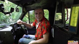 2018-06-30-4093751-fake-taxi-to-fake-hostel_720