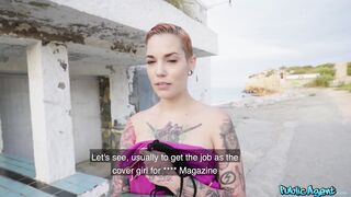2021-01-25-4422205-be-my-topless-tattooed-cover-girl_720
