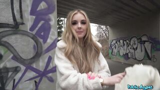 2022-04-16-4633711-blonde-brit-fucked-in-public_720