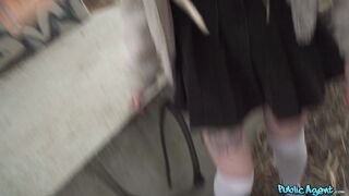 2022-04-16-4633711-blonde-brit-fucked-in-public_720