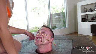 2025-09-12-juicy-squirt-showers_4kmp4