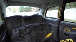 2021-05-12-4444461-girl-in-a-bag-left-on-backseat_720