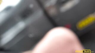 2018-01-31-4072511-tattooed-chick-wants-cabbies-cock_720