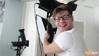 2018-02-10-4093691-model-behaviour_720