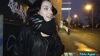 2018-03-01-4071581-czech-car-fuck-after-public-blowjob_720