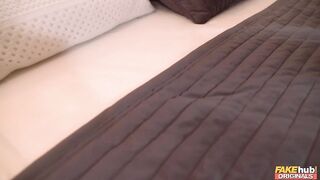 2018-07-28-4094451-what-happens-on-business-trips_720