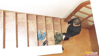 2018-08-11-4094411-cheating-lesbian-wife_720