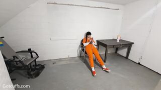 2024-02-15-waitress-gets-arrested