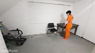 2024-02-15-waitress-gets-arrested