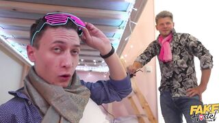 2018-10-20-4353554-international-male-models_720