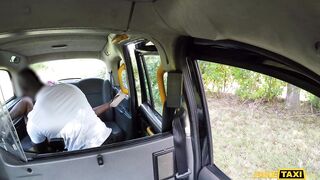 2018-11-21-4353555-busty-stripper-wants-big-black-cock_720