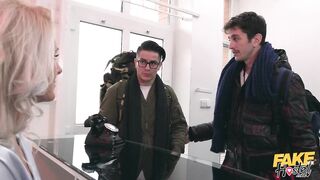 2019-01-19-4303061-dirty-showers_720