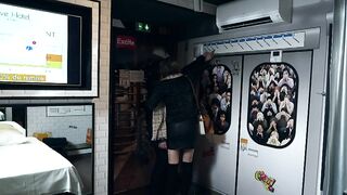 2023-02-27-bdsm-whip-leather-cage-amandine-pellissard-crosses-all-her-limits_480