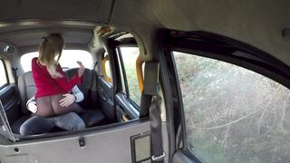 2019-02-24-4352779-sasha-steele-car-wash-flasher_720