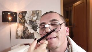 2019-03-02-4352698-everybody-loves-you_720