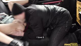 2019-03-27-4352649-overheated-and-easy-lay_720