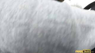 2019-04-24-4353818-amber-jayne-and-her-new-boobs_720