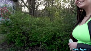 2019-05-09-4354500-train-track-blowjob-and-fuck_720