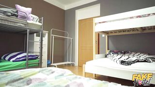 2020-10-19-4419412-stuck-between-two-nurses_720