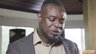 2019-07-20-4361137-fake-pub-hidden-depths_720