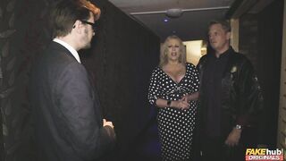 2019-08-10-4392218-fake-sex-club-episode-1_720