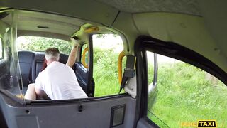 2019-09-01-4393951-jennifer-returns-for-legends-cock_720