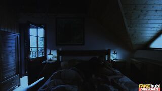 2019-09-07-4394015-the-sexologist_720