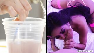 2020-10-03-4418994-short-leash_720