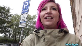 2019-12-10-4408826-hardcore-fuck-in-a-strip-bar_720